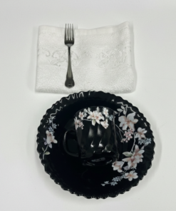 Pachet pomana model floral Alb-Roz 6 Farfurii adanci+6 Cani+6 Linguri/Furculite & 6 Prosoape